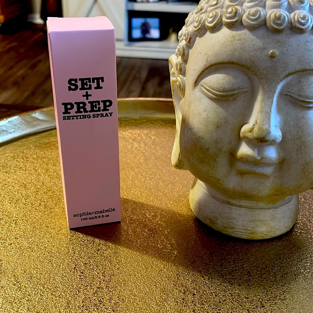 Setting spray
